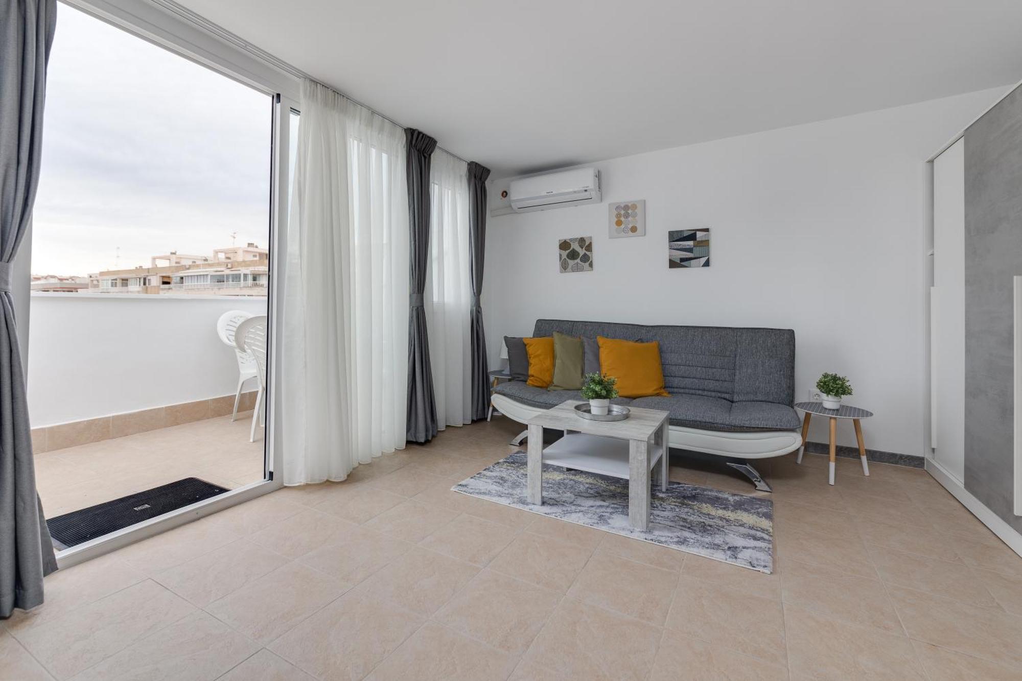 Cosy Apartment Near The Sea Torrevieja Exterior foto